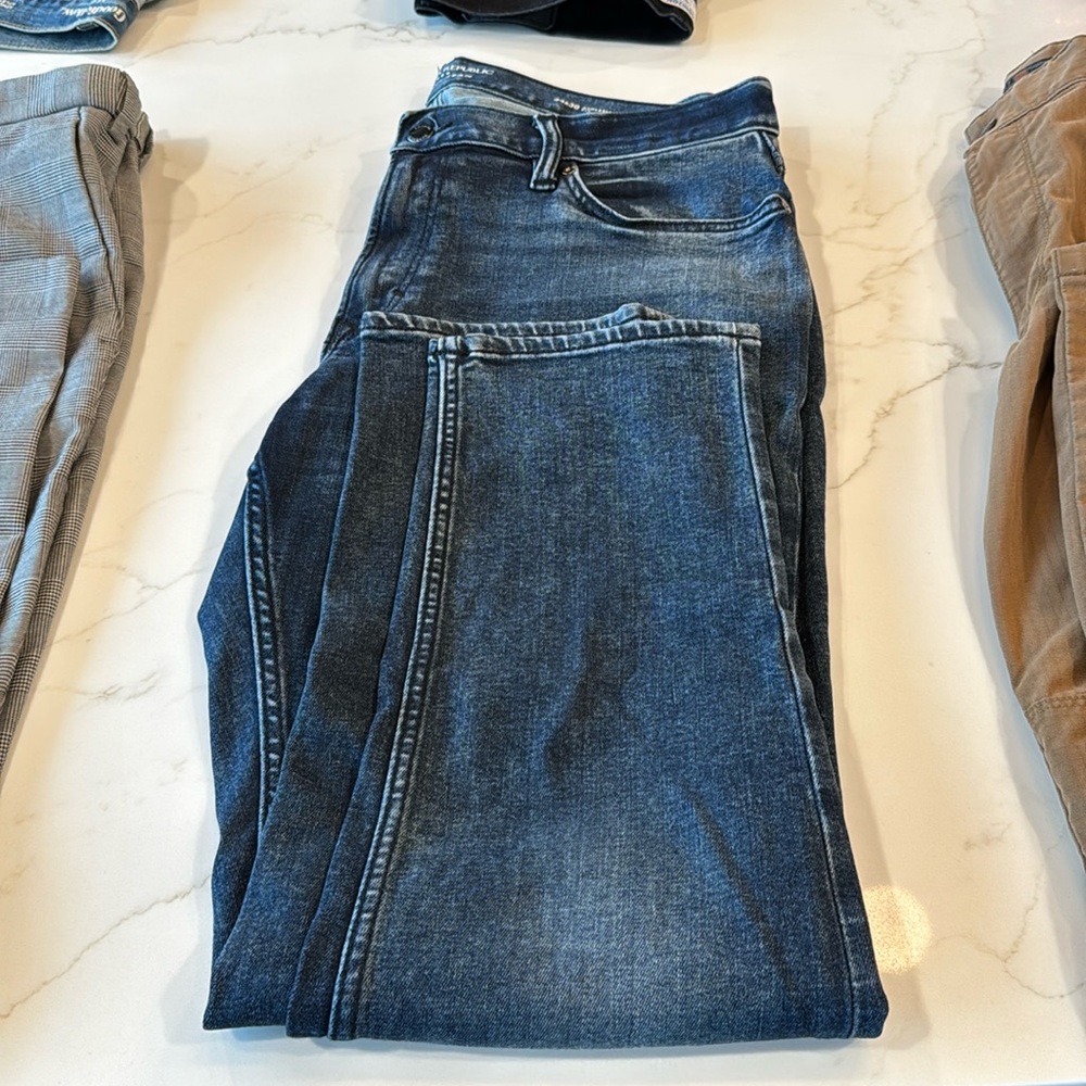 Banana Republic Travel Jean Athletic Fit